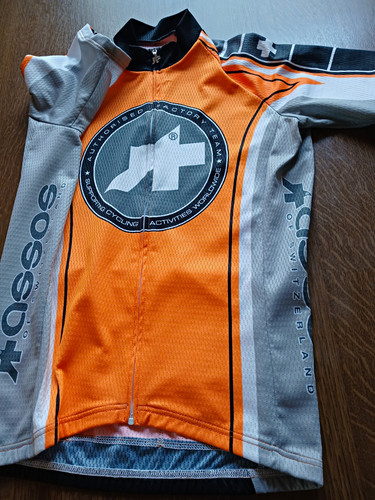 Assos made switzerland m - in,